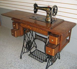 What to Consider When Buying a Treadle Sewing Machine - Singer 66 —  Chatterbox Quilts