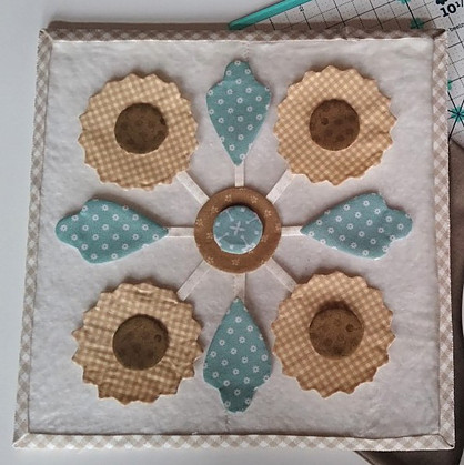 Sunflower Block on Mini Design Board