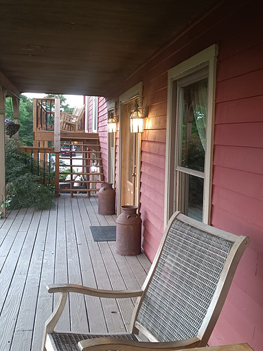 Front entrance to Cedar Crest Lodge