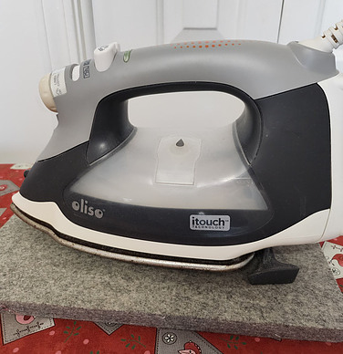 Oliso itouch iron - gray